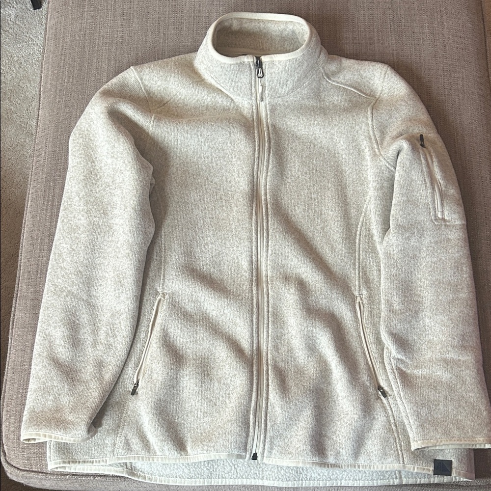 L.L. Bean Sweater Fleece Jacket. Size XL.